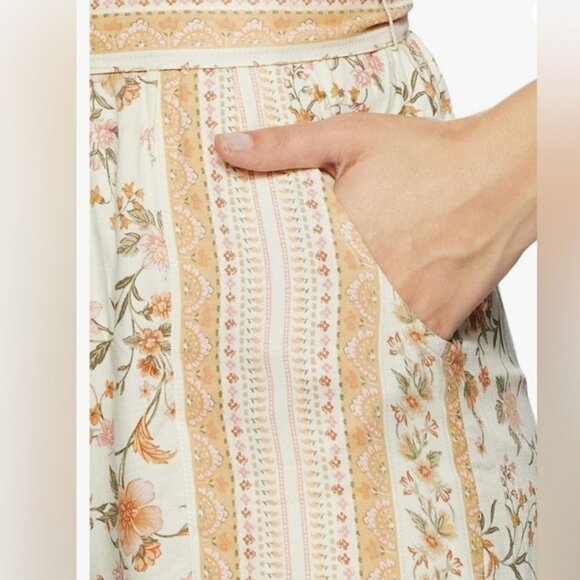 American Eagle Floral Print Embroidered Cropped Jumpsuit - Picture 3 of 13